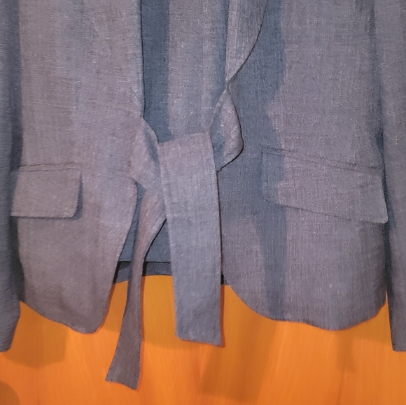 Alfani Woman's 2-Piece Pant Suit Size:8 Charcoal - Picture 2 of 6